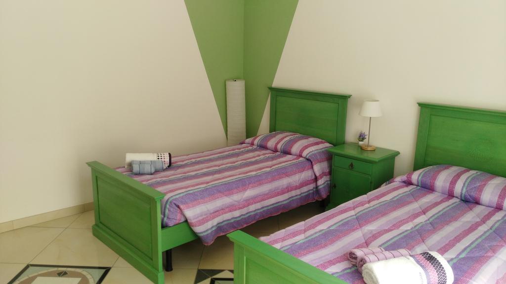 B&B Sa Zodia Guest House Bitti Dış mekan fotoğraf